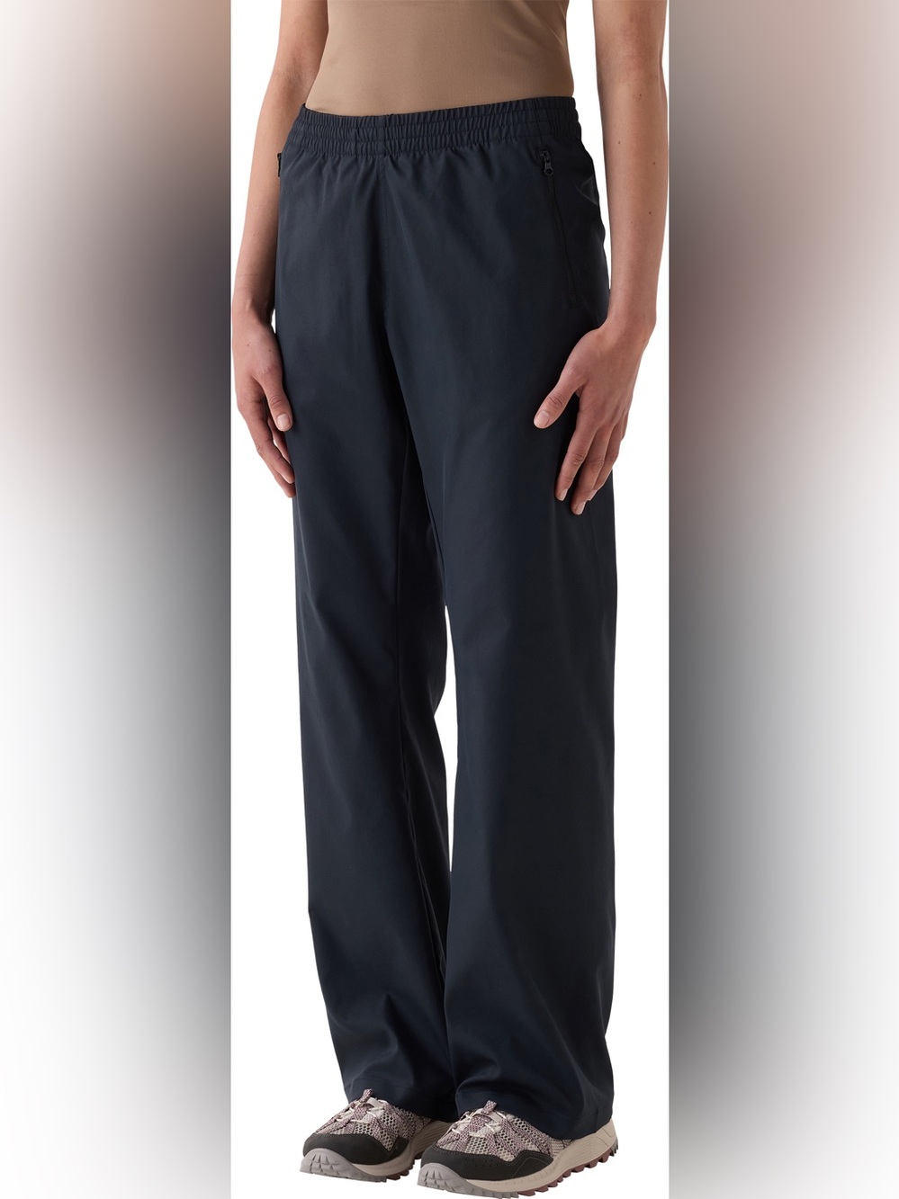 NWT Outdoor Voices Outdoor Flare Pant, Black, sz S